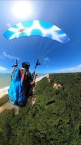 Parapente em Arraial da Ajuda- Parapente em Arraial d'Ajuda - 05